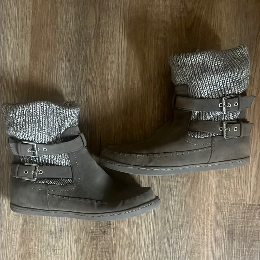 Gently worn G by Guess Gray Ankle Boots with Knit Cuff